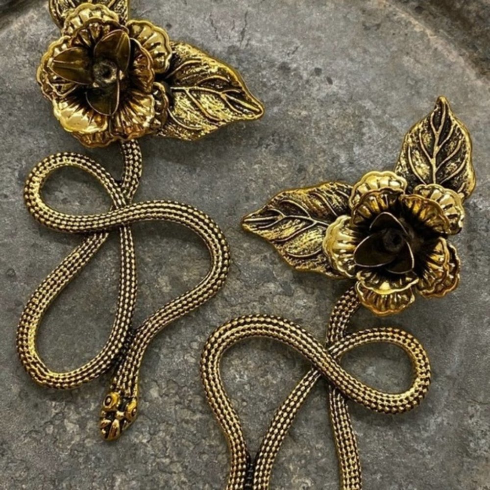 NEW Serpent & Roses Statement Earrings - Picture 1 of 11